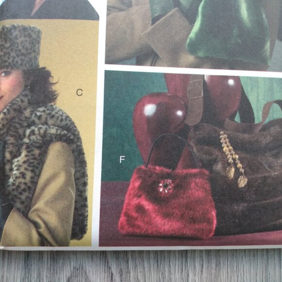 Vogue Fur Hat, Scarves and Purse Bags Sewing Pattern Winter Wear UNCUT 8141 - Picture 5 of 9